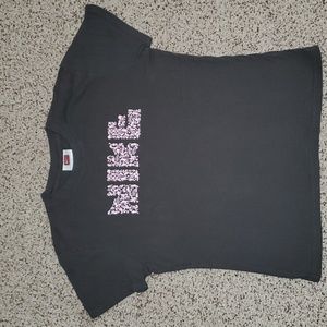 💥 Sale 3/$30 NIKE Team Logo Short Sleeve Shirt